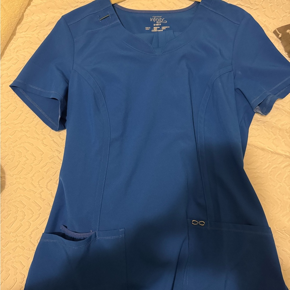 INFINITY Women's Royal Blue Scrub Set